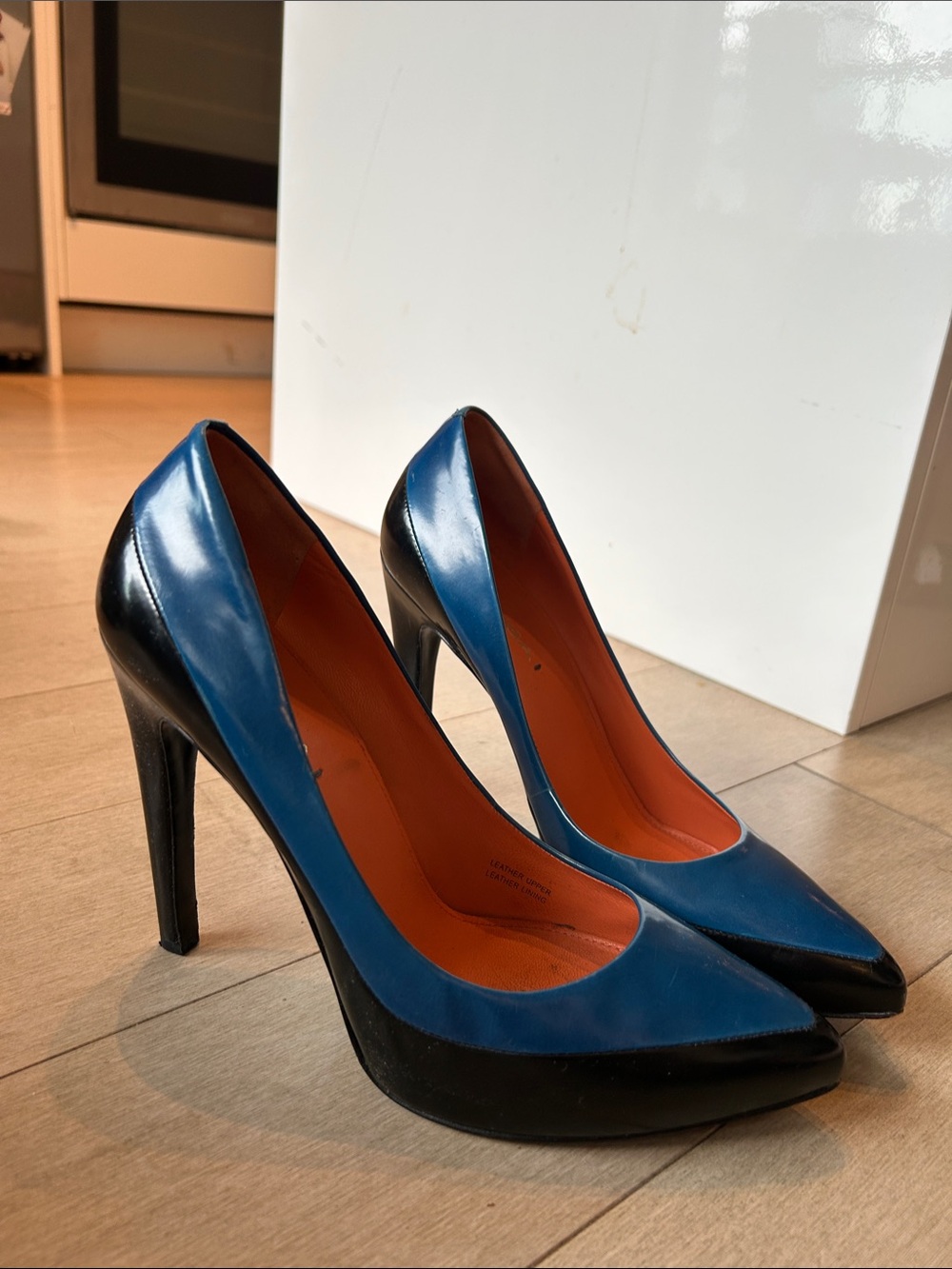 Via Spiga Blue and Black Leather Pointed-Toe Stiletto Pumps